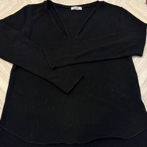 LNA Women’s Black V-Neck Long Sleeve Sweater Top Size Medium